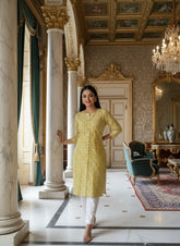 Women’s Yellow Floral Printed Straight Kurta